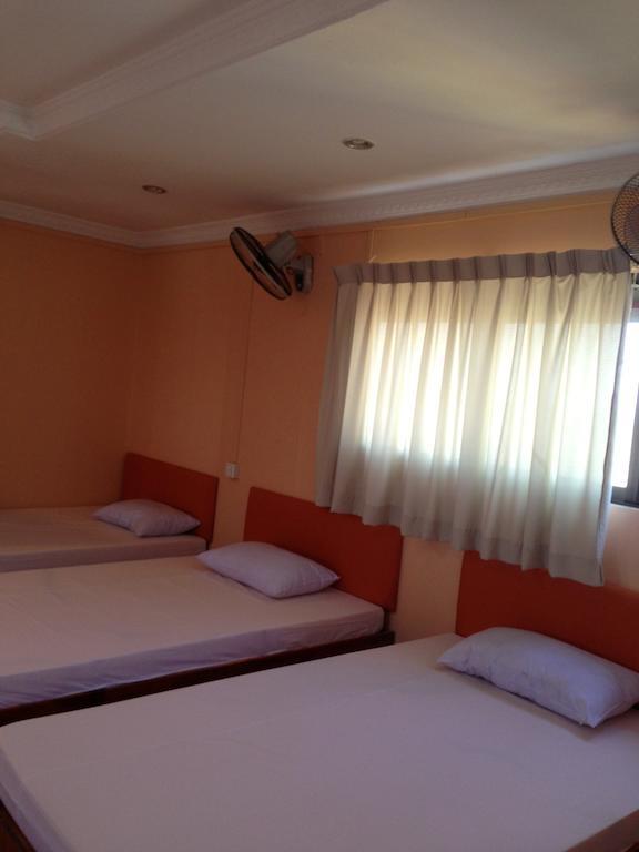 Grand View Guesthouse Phnom Penh Quarto foto
